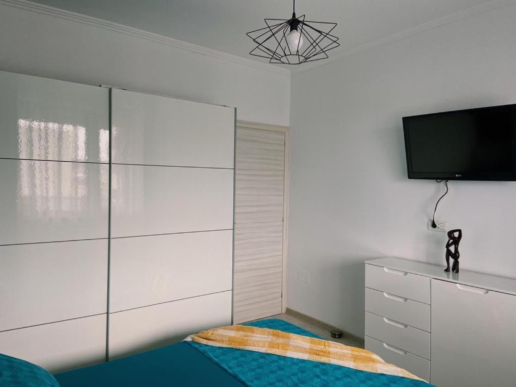 Peacock Apartament- Stefan Building Apartment Navodari Ngoại thất bức ảnh